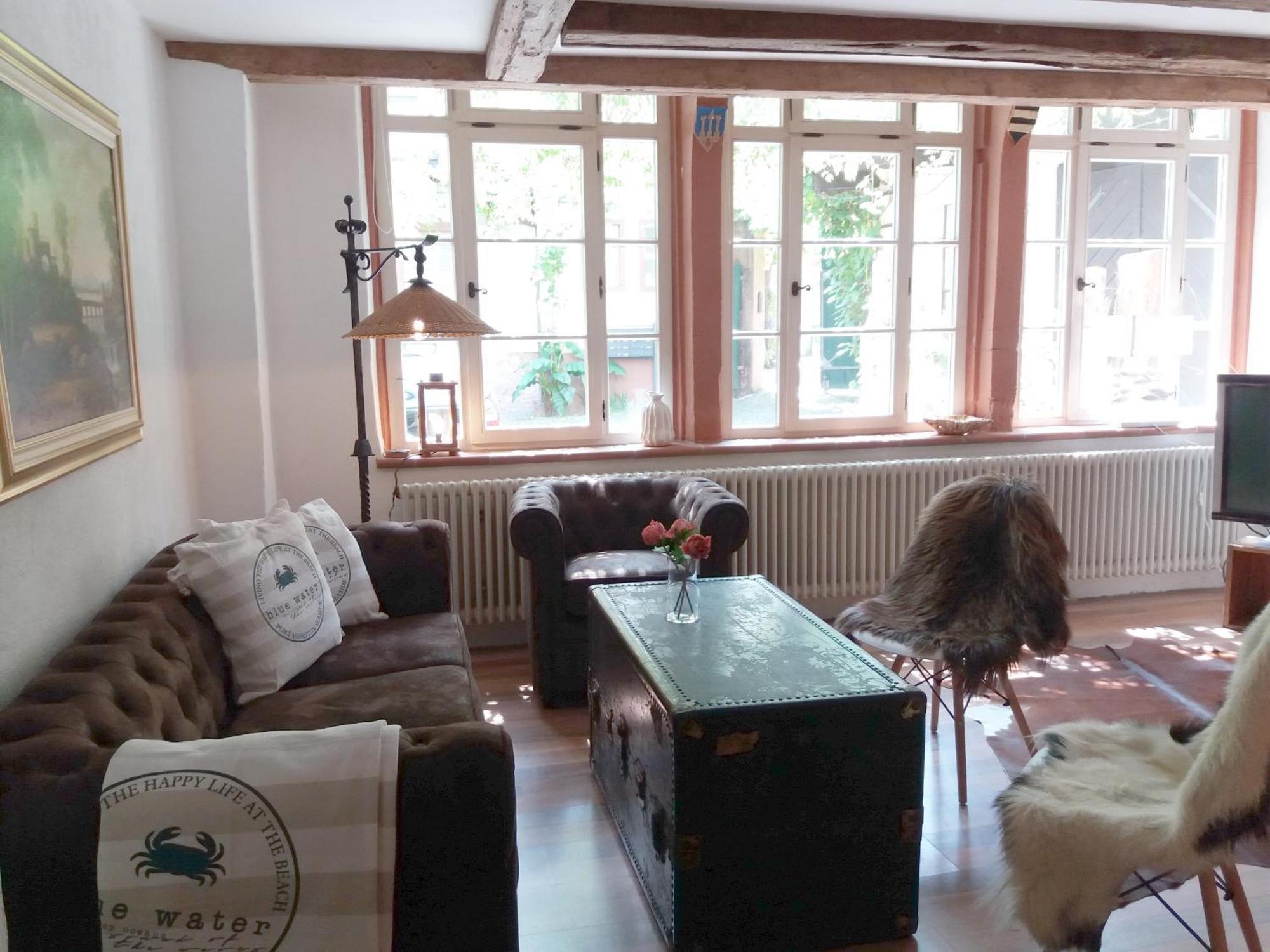 Apartment Historischer Adelshof Am Marktplatz, Atelier 70 M² *